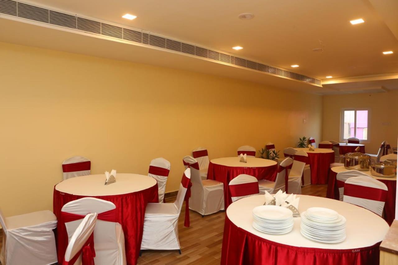 Hotel Rich Inn Chennai Exterior photo