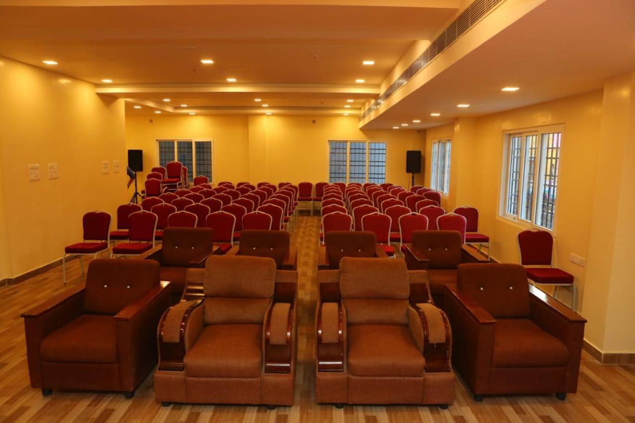 Hotel Rich Inn Chennai Exterior photo