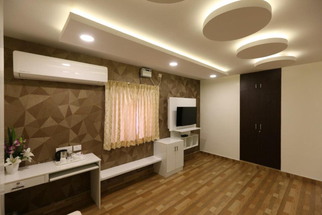 Hotel Rich Inn Chennai Exterior photo