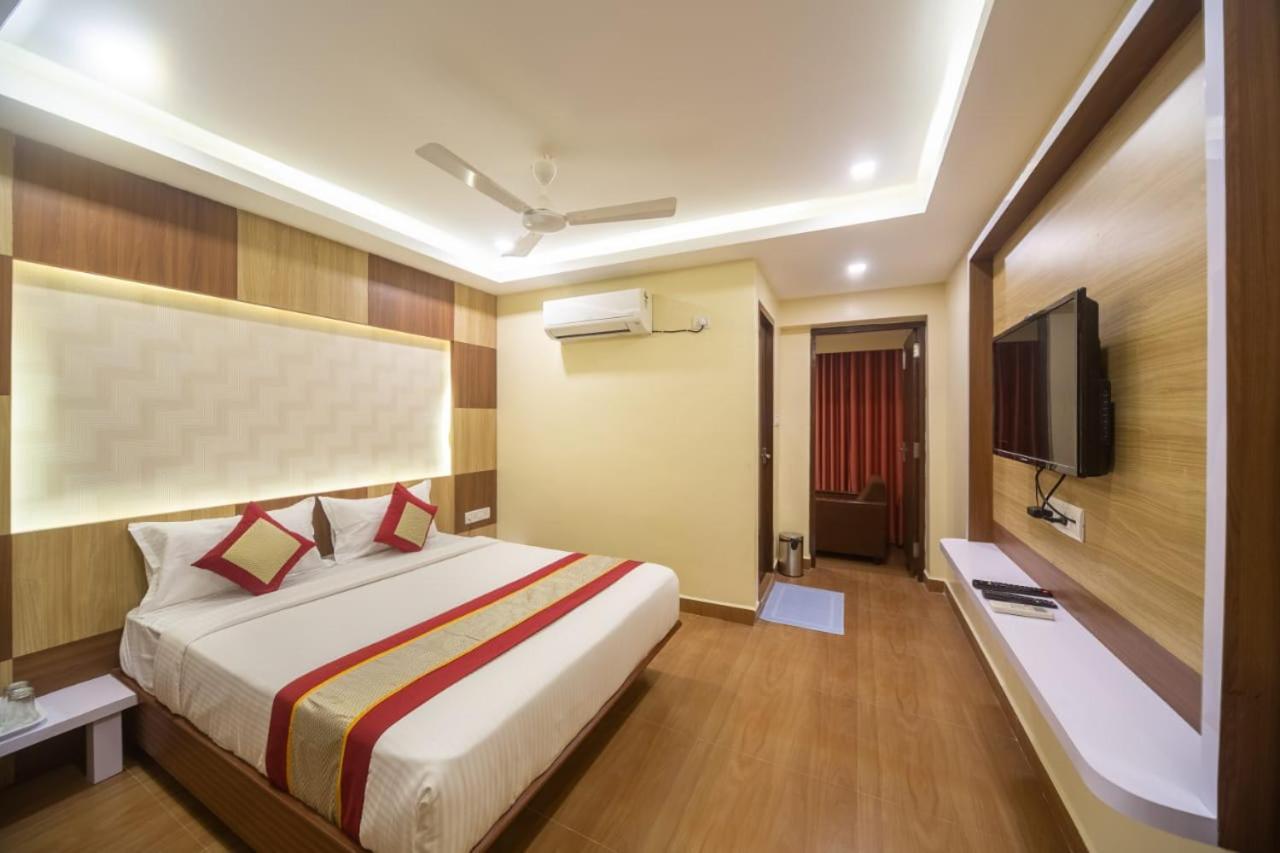 Hotel Rich Inn Chennai Exterior photo