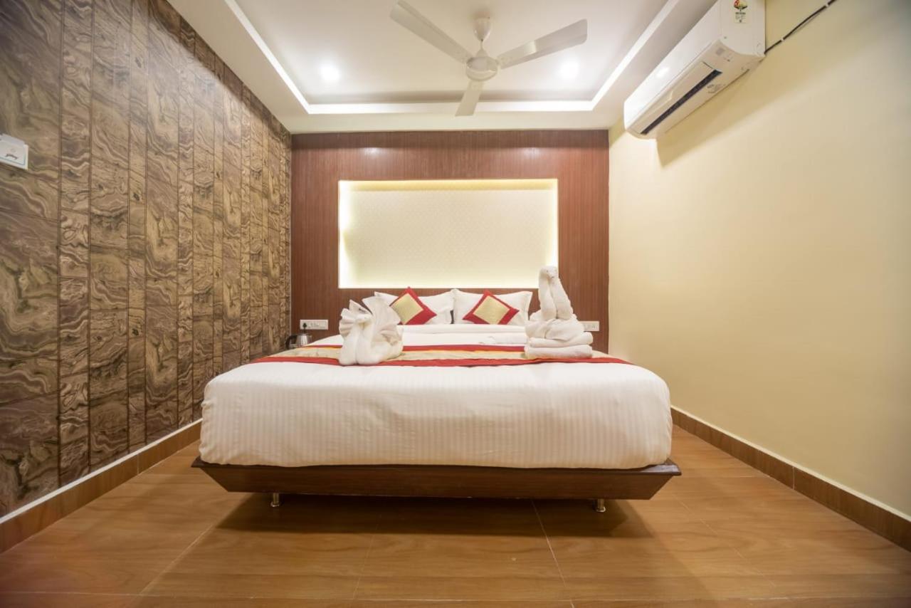 Hotel Rich Inn Chennai Exterior photo